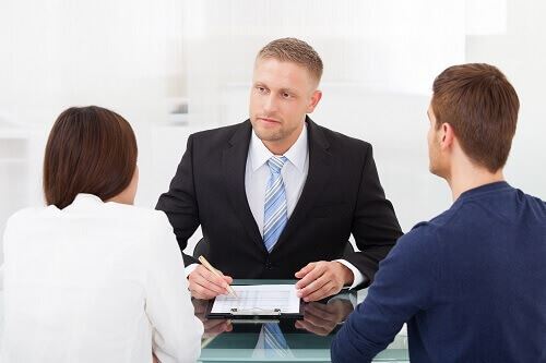 Couple during mediation